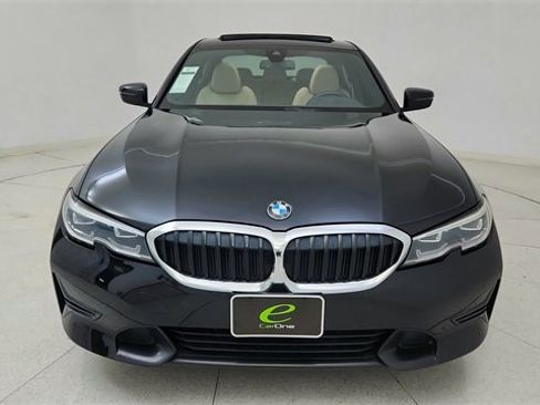 Used 2021 BMW 330i Sedan image 2