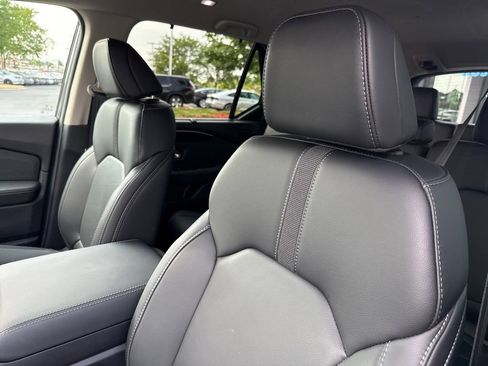Certified 2026 Honda Pilot EX-L image 13