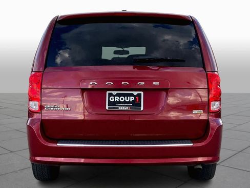 Used 2016 Dodge Grand Caravan SE w/ Quick Order Package 29E SE image 4