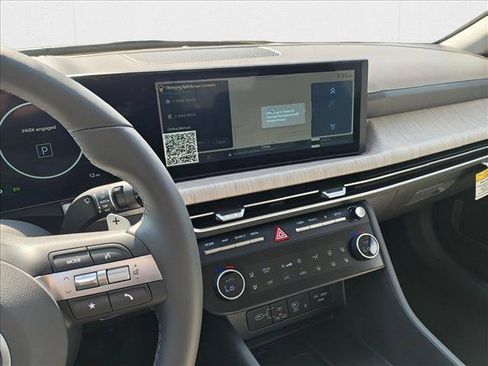 New 2025 Hyundai Sonata Limited image 15