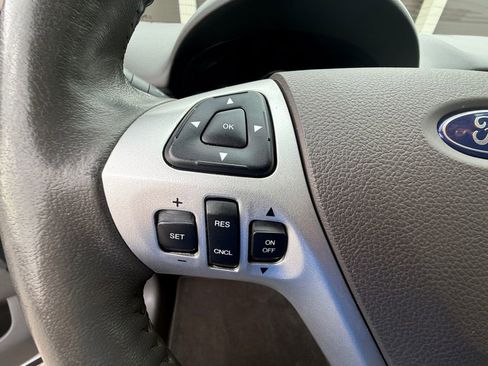 Used 2014 Ford Edge SEL w/ Equipment Group 205A AWD/4WD image 17