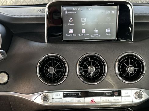 Used 2019 Kia Stinger image 22