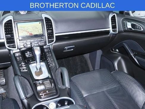 Used 2016 Porsche Cayenne AWD/4WD image 23