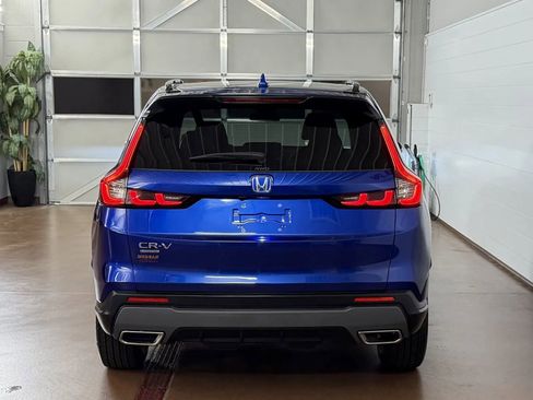 Used 2023 Honda CR-V Sport image 4