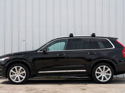 Used 2017 Volvo XC90 T8 Inscription w/ Vision Package image 8