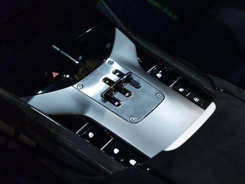 Certified 2025 Ferrari Purosangue AWD/4WD image 37