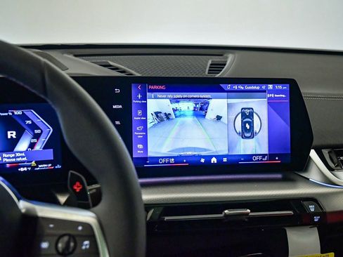 New 2026 BMW X2 M35i w/ Technology Package image 32