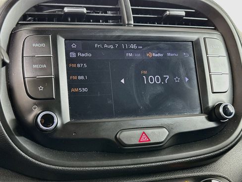 Used 2024 Kia Soul LX w/ Option Group 015 FWD image 21