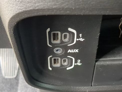 Used 2019 RAM 2500 Tradesman image 21