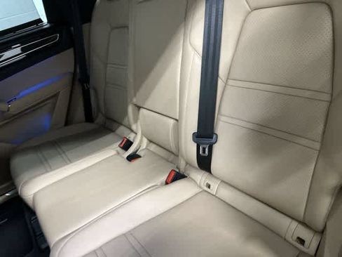 Used 2019 Porsche Cayenne AWD/4WD image 11