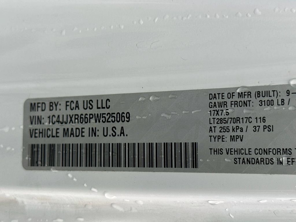 Certified 2023 Jeep Wrangler Unlimited Rubicon 4xe w/ Steel Bumper Group AWD/4WD image 33