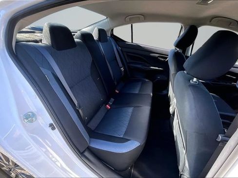 Used 2023 Nissan Versa SV FWD image 23