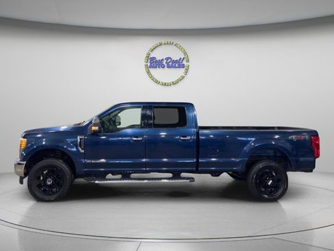 Used 2017 Ford F250 XLT w/ XLT Premium Package AWD/4WD image 2