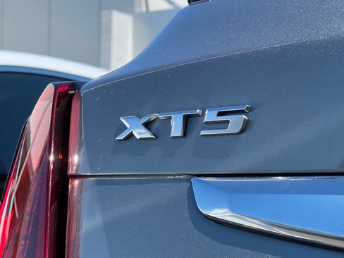 Used 2025 Cadillac XT5 Luxury w/ LPO, Floor Liner Package FWD image 49