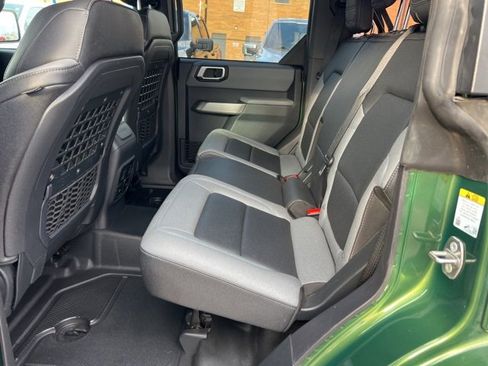 Certified 2023 Ford Bronco Black Diamond image 20