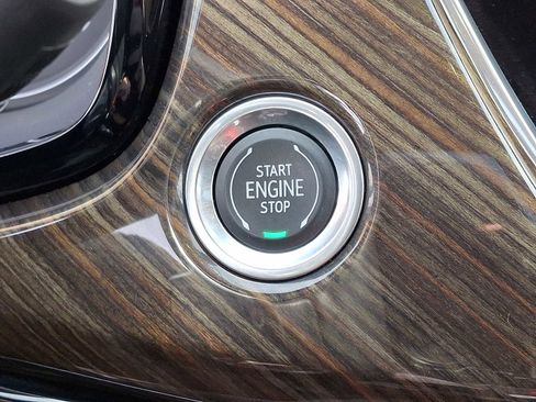 Used 2022 Cadillac XT6 Sport w/ Platinum Package image 26