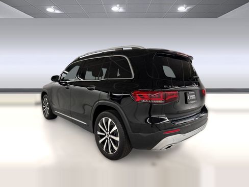 Used 2022 Mercedes-Benz GLB 250 image 3