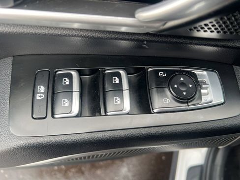 Used 2021 Kia Telluride LX image 49