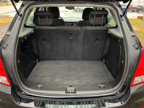Used 2020 Chevrolet Trax LS image 12