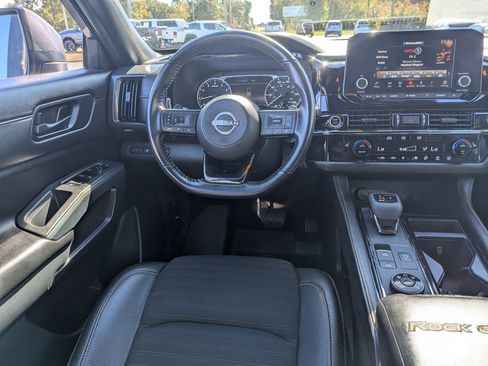 Used 2024 Nissan Pathfinder Rock Creek image 22