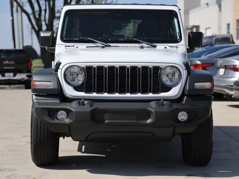 Used 2024 Jeep Wrangler Unlimited Sport AWD/4WD image 7