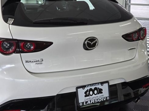 Used 2021 MAZDA MAZDA3 s image 13