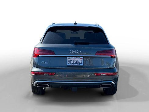 Used 2023 Audi Q5 e Premium Plus image 4