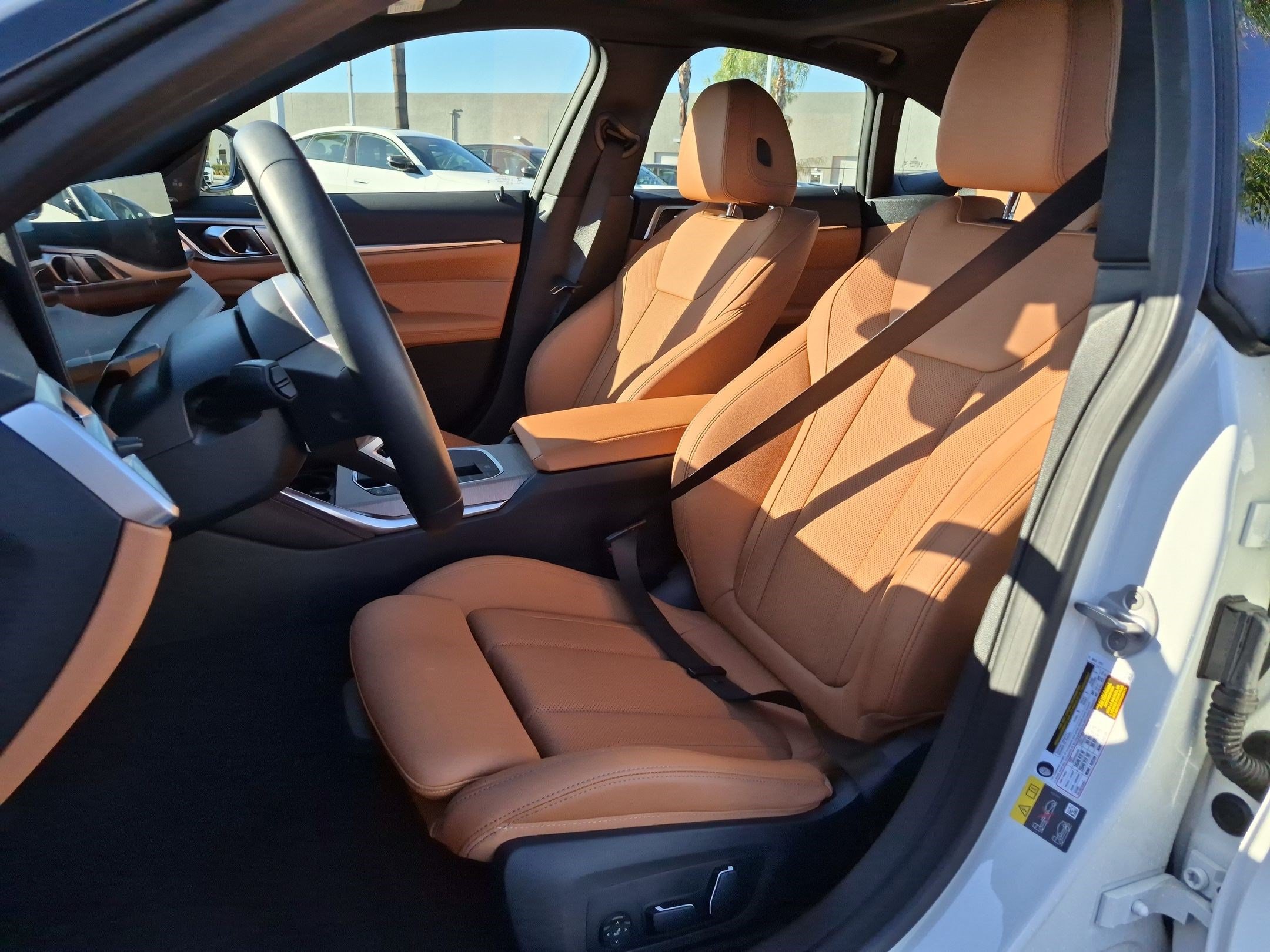Used 2026 BMW i4 xDrive40i w/ M Sport Package AWD/4WD image 16