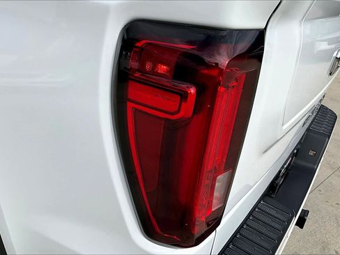 Used 2022 GMC Sierra 1500 Denali image 29