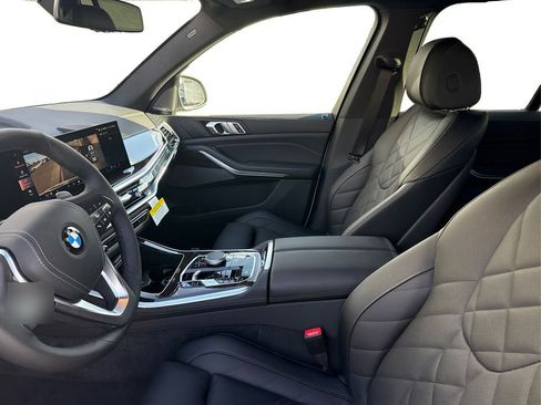 New 2026 BMW X5 xDrive40i w/ Premium Package AWD/4WD image 9