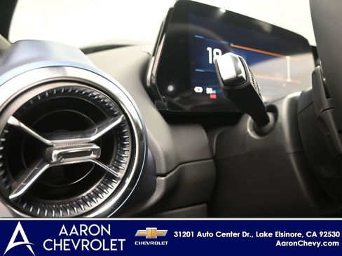 New 2025 Chevrolet Equinox EV LT image 13