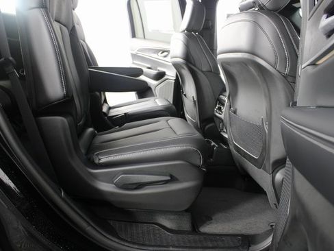 New 2025 Jeep Grand Cherokee L Limited w/ Trailer Tow Package image 23