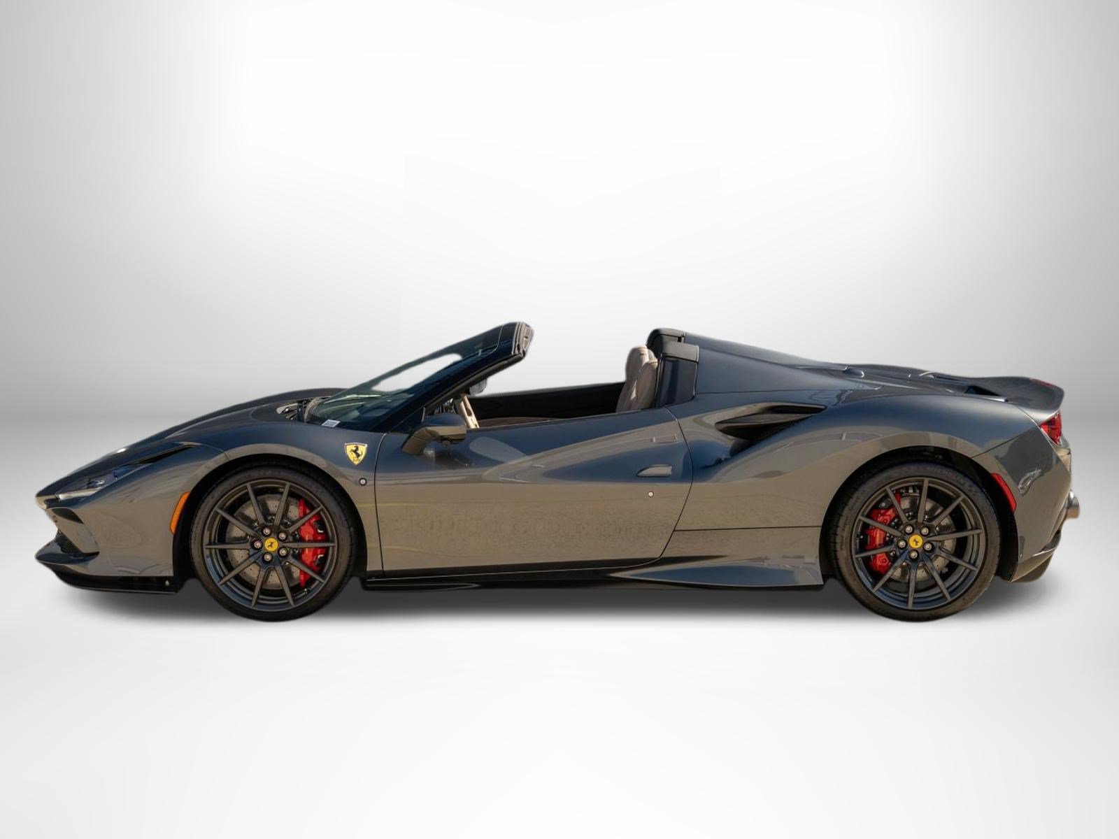 Used 2023 Ferrari F8 Tributo RWD image 3