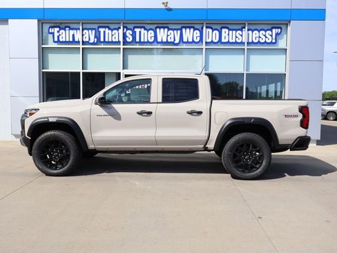 New 2026 Chevrolet Colorado Trail Boss AWD/4WD image 7