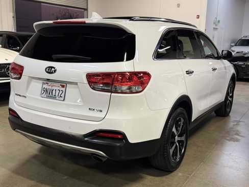 Used 2017 Kia Sorento EX w/ EX Advanced Touring Package image 26