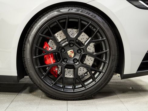 Certified 2024 Porsche 911 Carrera GTS image 33