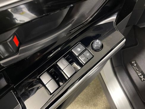 Certified 2025 Toyota bZ4X FWD image 16