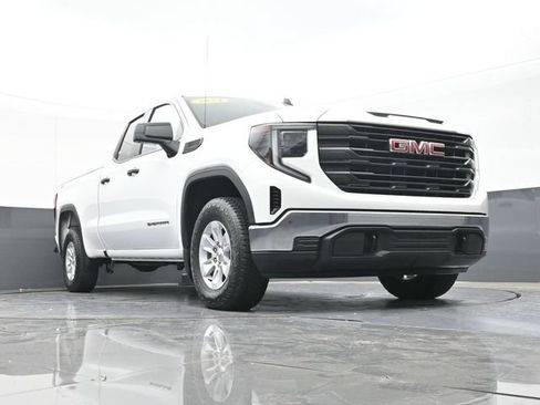 Used 2024 GMC Sierra 1500 Pro w/ Pro Value Package AWD/4WD image 29