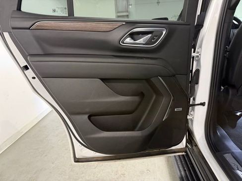 Used 2024 Chevrolet Tahoe High Country image 24
