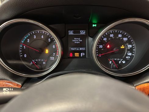 Used 2012 Jeep Grand Cherokee Overland image 18