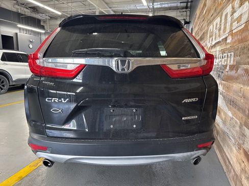 Used 2018 Honda CR-V Touring image 9