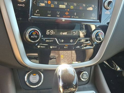 Certified 2023 Nissan Murano Platinum w/ Cargo Package AWD/4WD image 19
