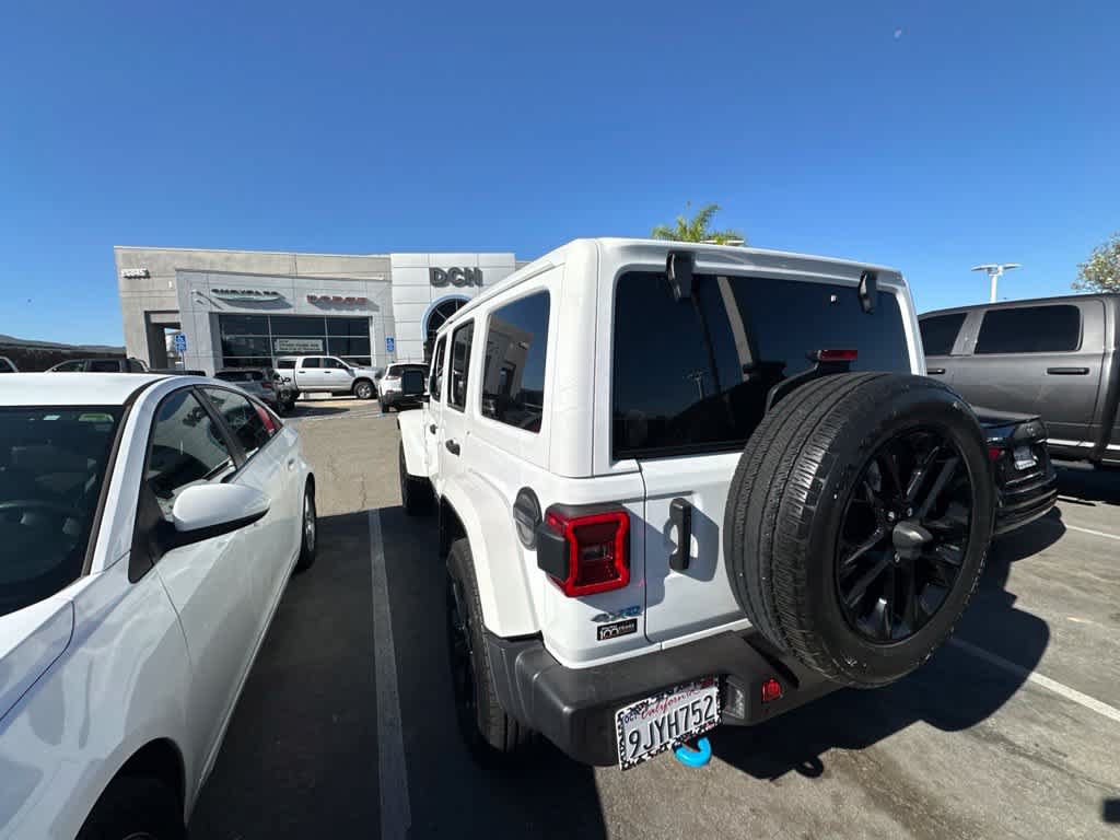 Used 2024 Jeep Wrangler Unlimited Sahara w/ Safety Group AWD/4WD image 4
