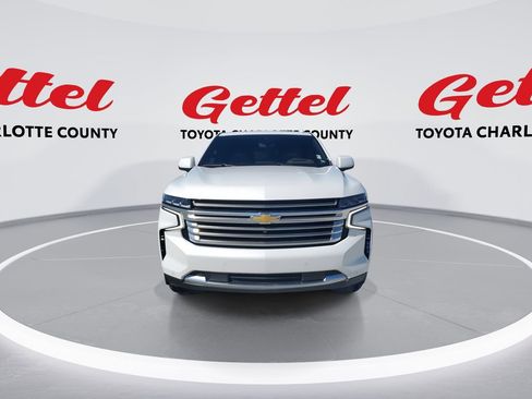 Used 2021 Chevrolet Suburban High Country image 3