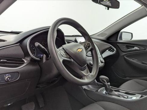 Used 2024 Chevrolet Malibu LS FWD image 23