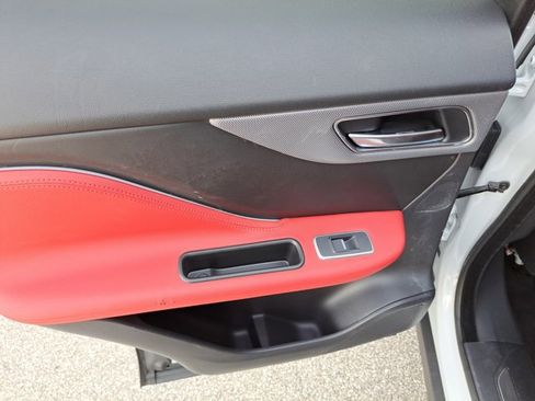 Used 2020 Jaguar F-PACE Checkered Flag image 18