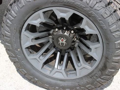 Used 2022 RAM 3500 Laramie AWD/4WD image 16