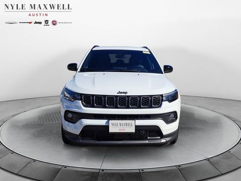 New 2026 Jeep Compass Latitude AWD/4WD image 17