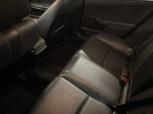 Used 2018 Honda Civic EX-L image 13