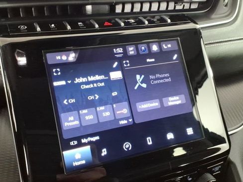 Used 2023 Jeep Grand Cherokee Laredo w/ Luxury Tech Group I image 19